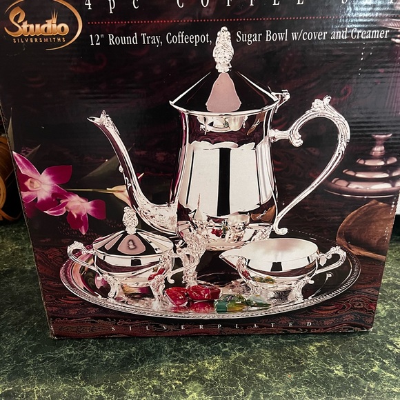 Studio Silversmiths 4 piece Coffee Set - Picture 2 of 2